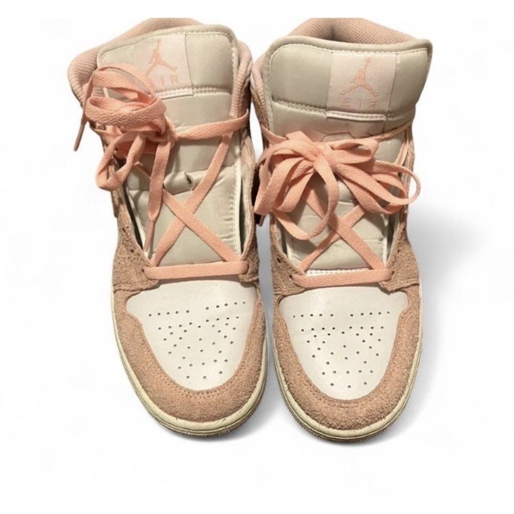 Nike Air Jordan 1 Mid SE Legend Pink  Woman's 11.5 Men 9.5